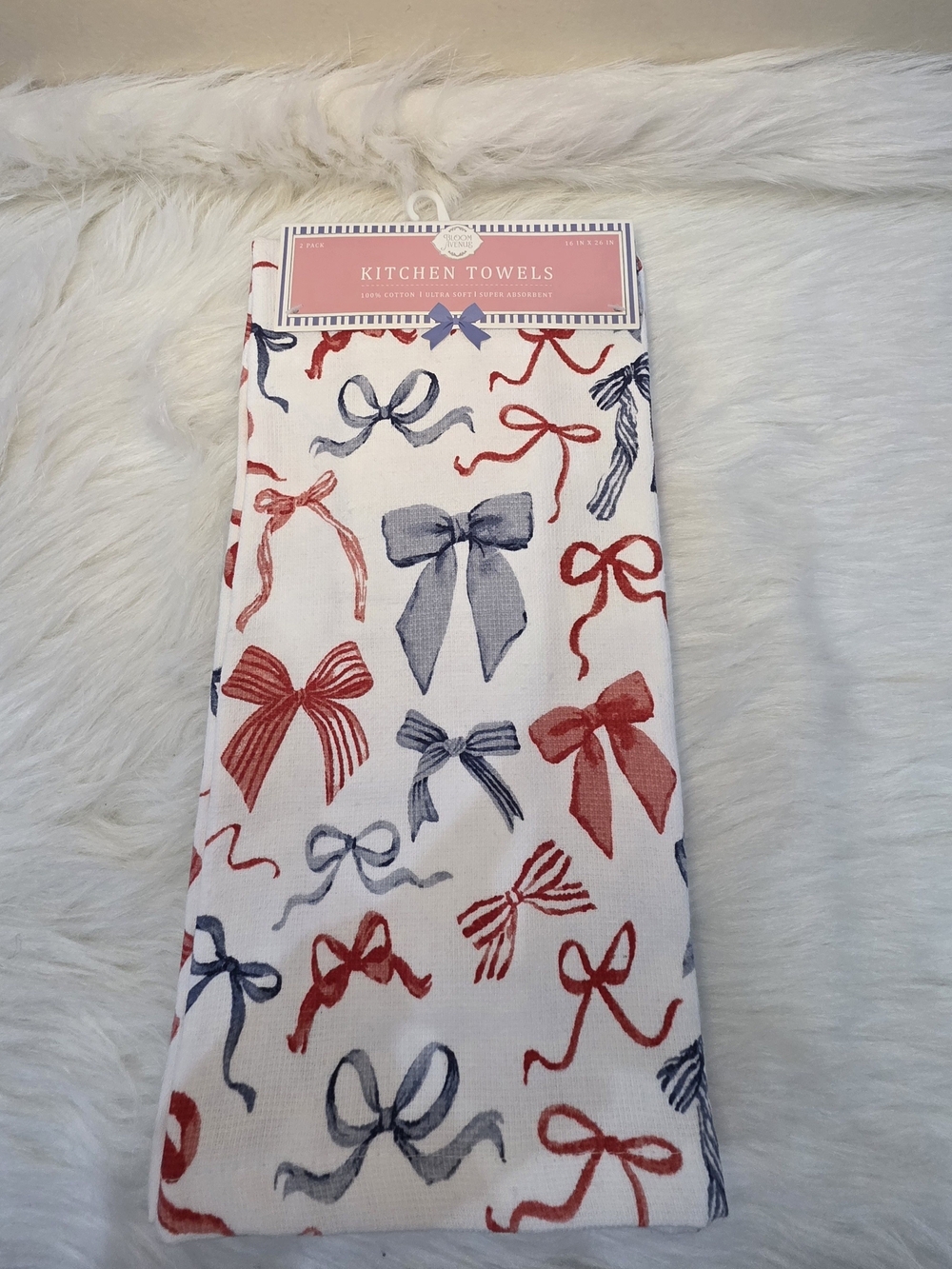 Bow-Print Kitchen Towel - Red & Blue